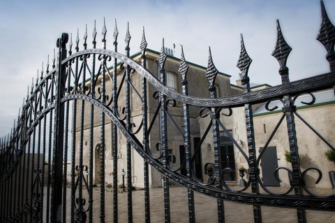 The Customs House B & B - C Tourism 3