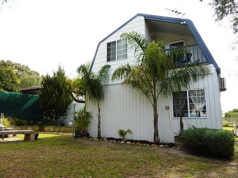 The Doo Drop Inn - C Tourism 2