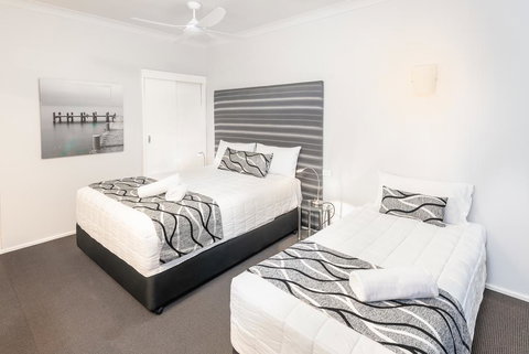 The Esplanade Motel - C Tourism 3