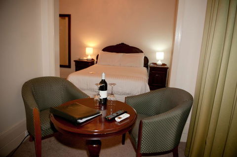The Hotel Shamrock - C Tourism 1