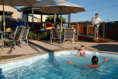 The Lakes Apartments - C Tourism 1