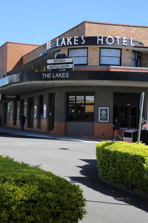 The Lakes Hotel - C Tourism 3