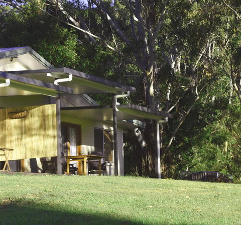 The Lodge Mapleton Falls - C Tourism 2