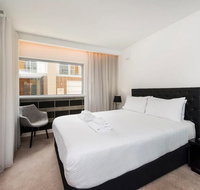 The Nest - Smart Suite on Newcastle St with Rooftop Views - C Tourism