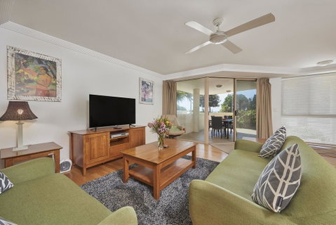 The Palms 2 @ Clarkes Beach - C Tourism 0
