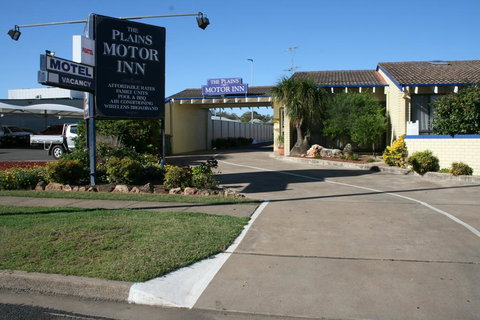 The Plains Motor Inn - C Tourism 0