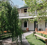The Robin Hood Inn - C Tourism