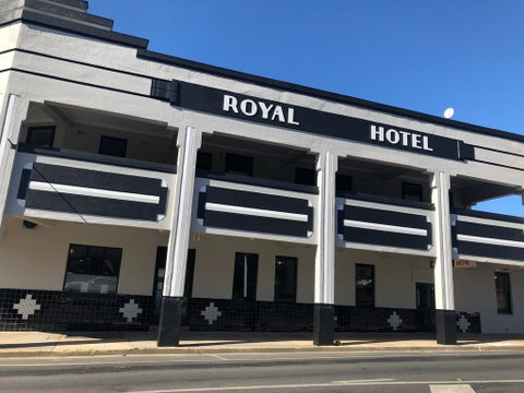 The Royal Hotel, Drouin - C Tourism 1