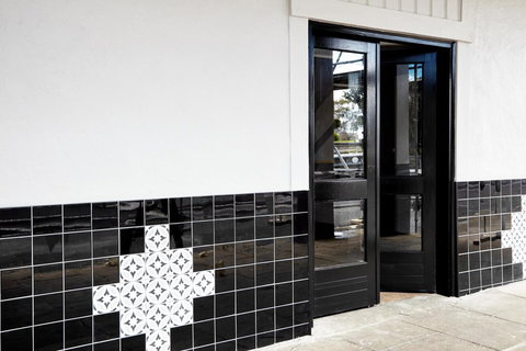 The Royal Hotel, Drouin - C Tourism 3