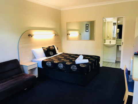 The Shamrock Hotel - C Tourism 2