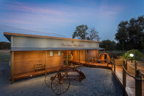 The Swan Valley Retreat - C Tourism 3