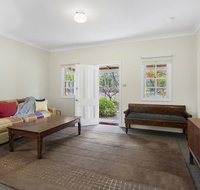 THE TEACHERS COTTAGE - C Tourism