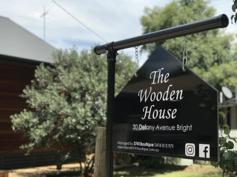 The Wooden House At 30 Delany - C Tourism 1