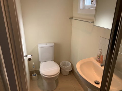 Thornleigh Garden View, Comfortable & Tranquil - C Tourism 3