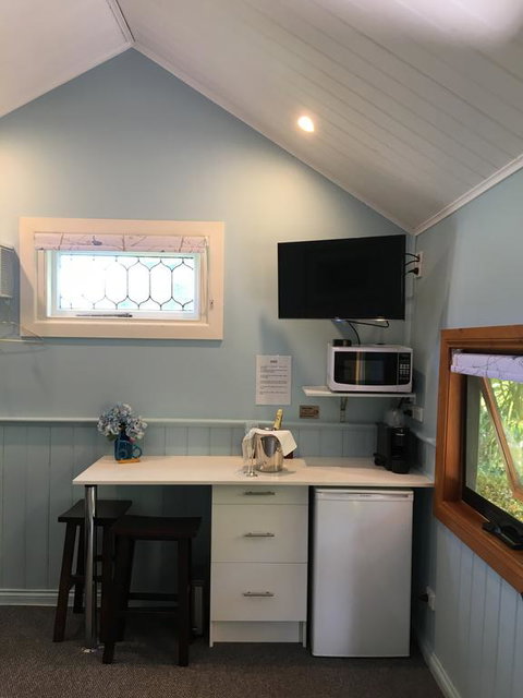 Tiffany's Country Cottages - C Tourism 1
