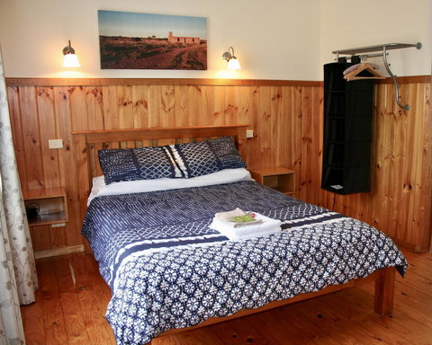 Tindoona Cottages - C Tourism 1
