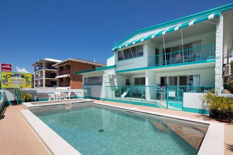 Townsville Seaside Apartments - C Tourism 2