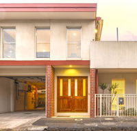 Tranquil Townhouse in Port Melbourne - C Tourism