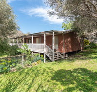 Treeside Retreat - C Tourism