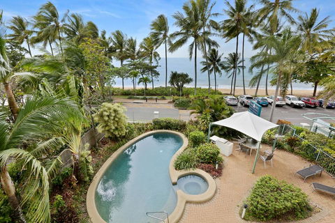 Trinity Waters Boutique Beachfront - C Tourism 0