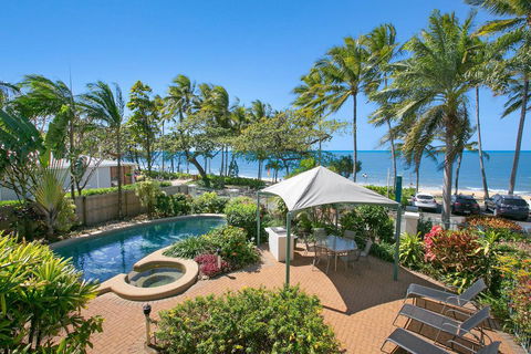 Trinity Waters Boutique Beachfront - C Tourism 2