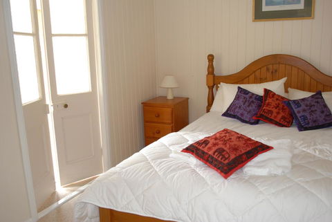 Twisted Gum Vineyard Cottage - C Tourism 2