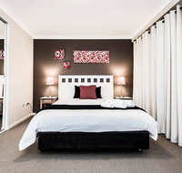 Two bedroom Apt next to Perth CBD with Parking. - C Tourism