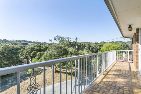 Tyrone Beach House - C Tourism 0