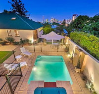Ultimate Family Home - 3 Bedroom Lux Retreat with Private Pool Spa and Incredible Views - C Tourism