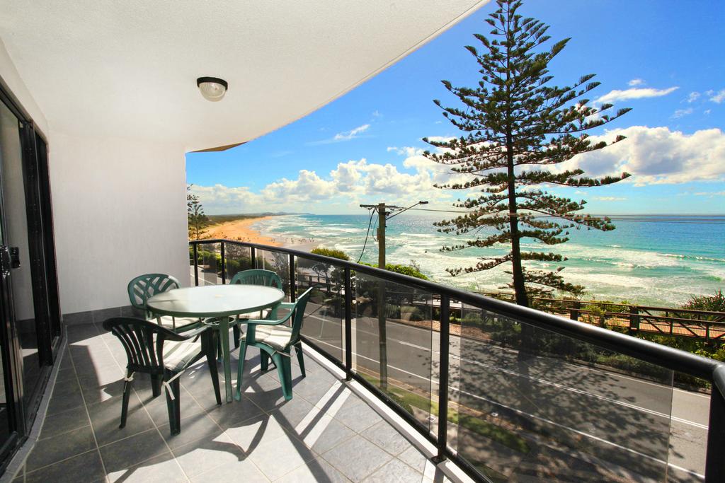 Coolum Beach QLD C Tourism