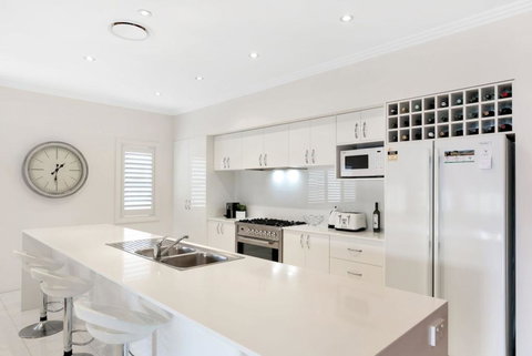 Unwined - C Tourism 3