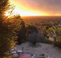 Vermillion Skies Holiday Accommodation - C Tourism