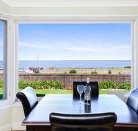 Victor Harbor Beachfront Bliss  WiFi - C Tourism
