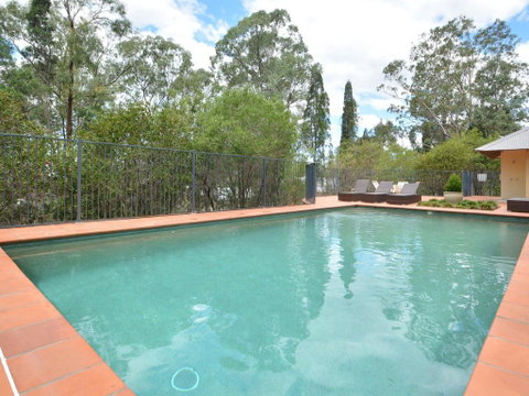 Villa 3br Beaujolais Luxe + Style Resort Condo Located Within Cypress Lakes Resort (nothing Is More Central) - C Tourism 2