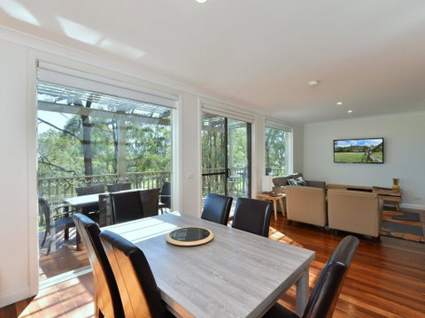 Villa Executive 2br Quattro Resort Condo Located Within Cypress Lakes Resort (nothing Is More Central) - C Tourism 2
