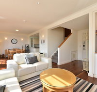 Villa Executive 2br Viti Resort Condo located within Cypress Lakes Resort nothing is more central - C Tourism