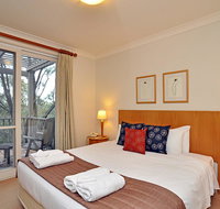 Villa Spa Executive 1br Merlot Resort Condo located within Cypress Lakes Resort nothing is more central - C Tourism