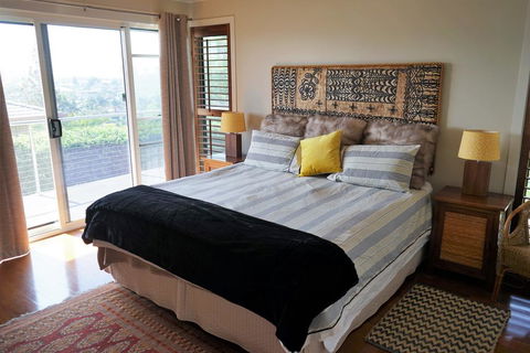 Villa With Views & Pool - C Tourism 3
