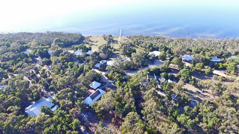 Waterfront Retreat At Wattle Point - C Tourism 0
