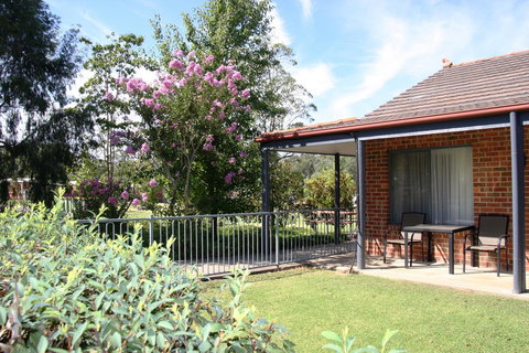 Blazing Stump Motel & Suites - C Tourism 28