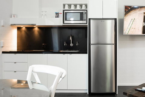 Blazing Stump Motel & Suites - C Tourism 23