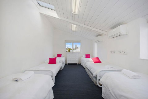 Plummers Mill - Central Townhouse - C Tourism 7