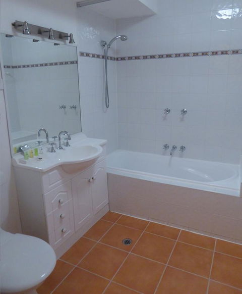 Lifestyle Apartments At Ferntree - C Tourism 19