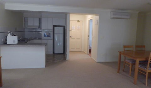 Lifestyle Apartments At Ferntree - C Tourism 17
