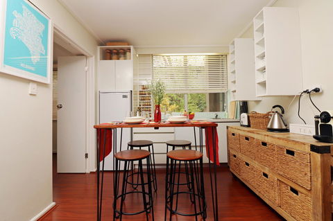 Colour Pop Fitzroy - 3 Bedroom Pet Friendly - C Tourism 3