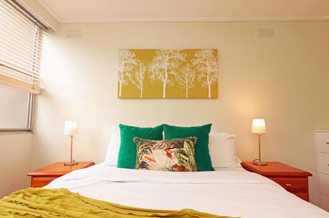 Colour Pop Fitzroy - 3 Bedroom Pet Friendly - C Tourism 15