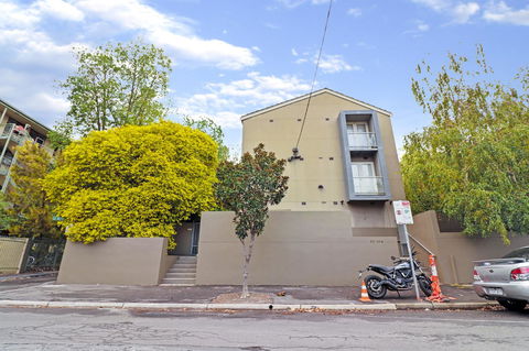 Colour Pop Fitzroy - 3 Bedroom Pet Friendly - C Tourism 28