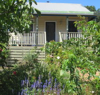 Walnut Cottage via Leongatha - C Tourism