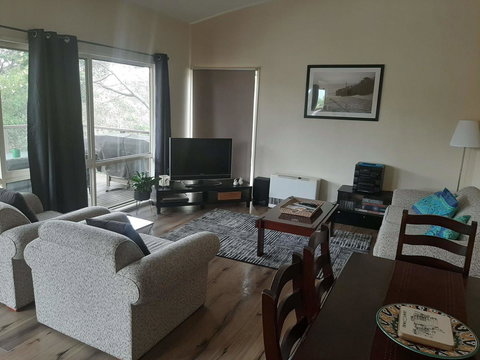 Elevated Holiday House Overlooks Tranquil Wetlands - C Tourism 1