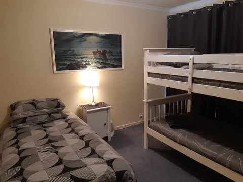 Elevated Holiday House Overlooks Tranquil Wetlands - C Tourism 6